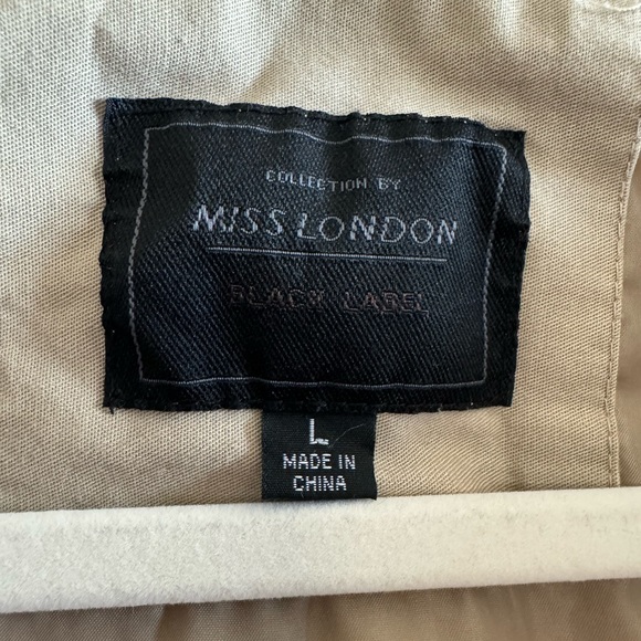 Tan utility jacket - Picture 3 of 6